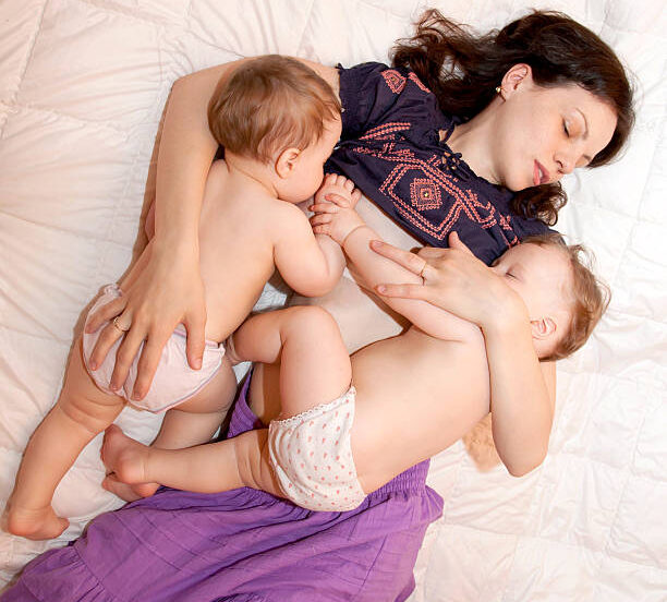 tandem breastfeeding