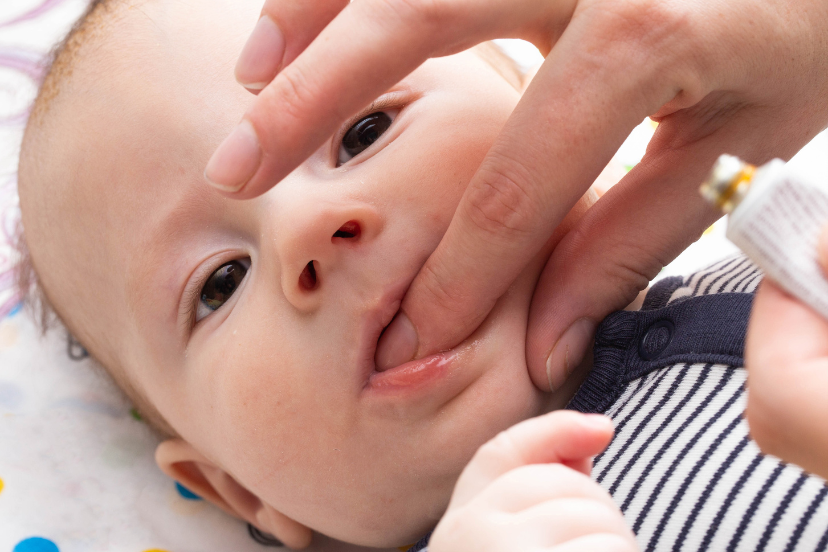 Managing breastfeeding during teething