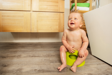 Breastfeeding and infant elimination communication