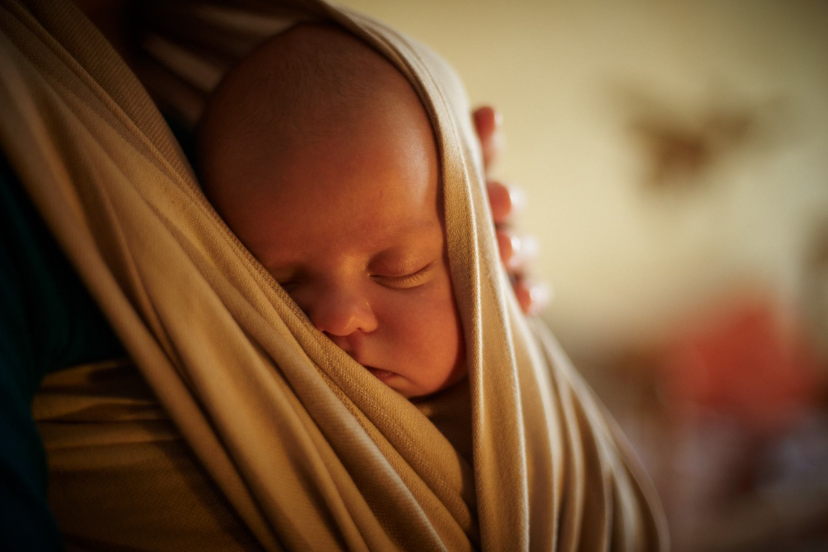 Breastfeeding and sleep training